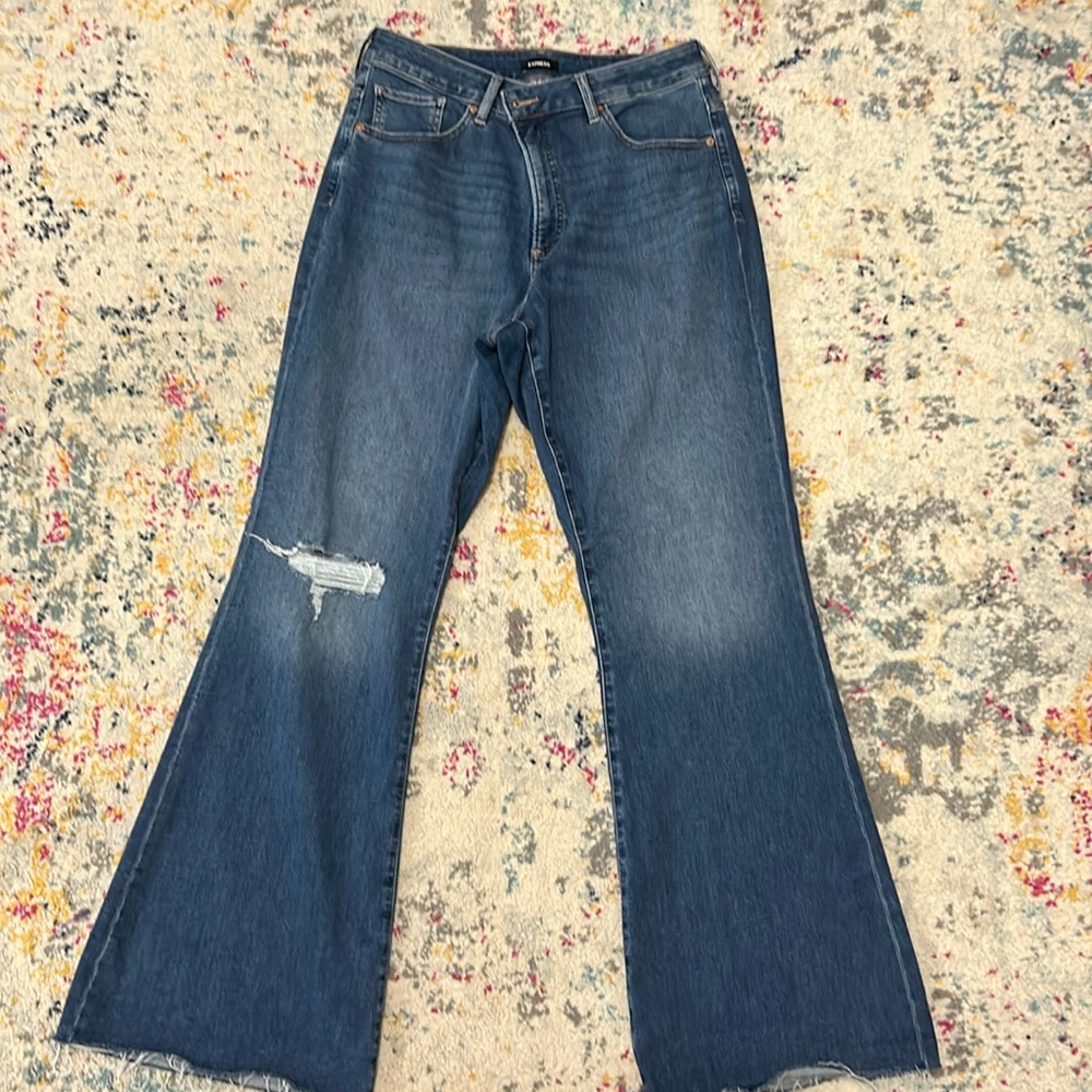 Express High Rise Curvy Flare 14R
